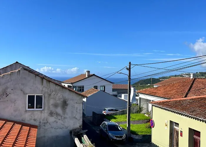 Casa Tres Campos, * Povoacao (Sao Miguel)